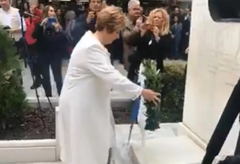 Οργή λαού για το Μακεδονικό στις Σέρρες: «Τα άκουσε» η ΥΦΑΜ Μαρία Κόλλια – Τσαρουχά (εικόνα, βίντεο)